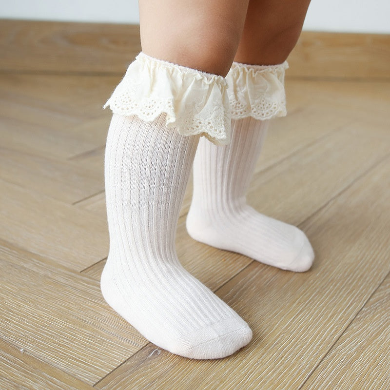 Soft & Elegant Frilled Lace Socks