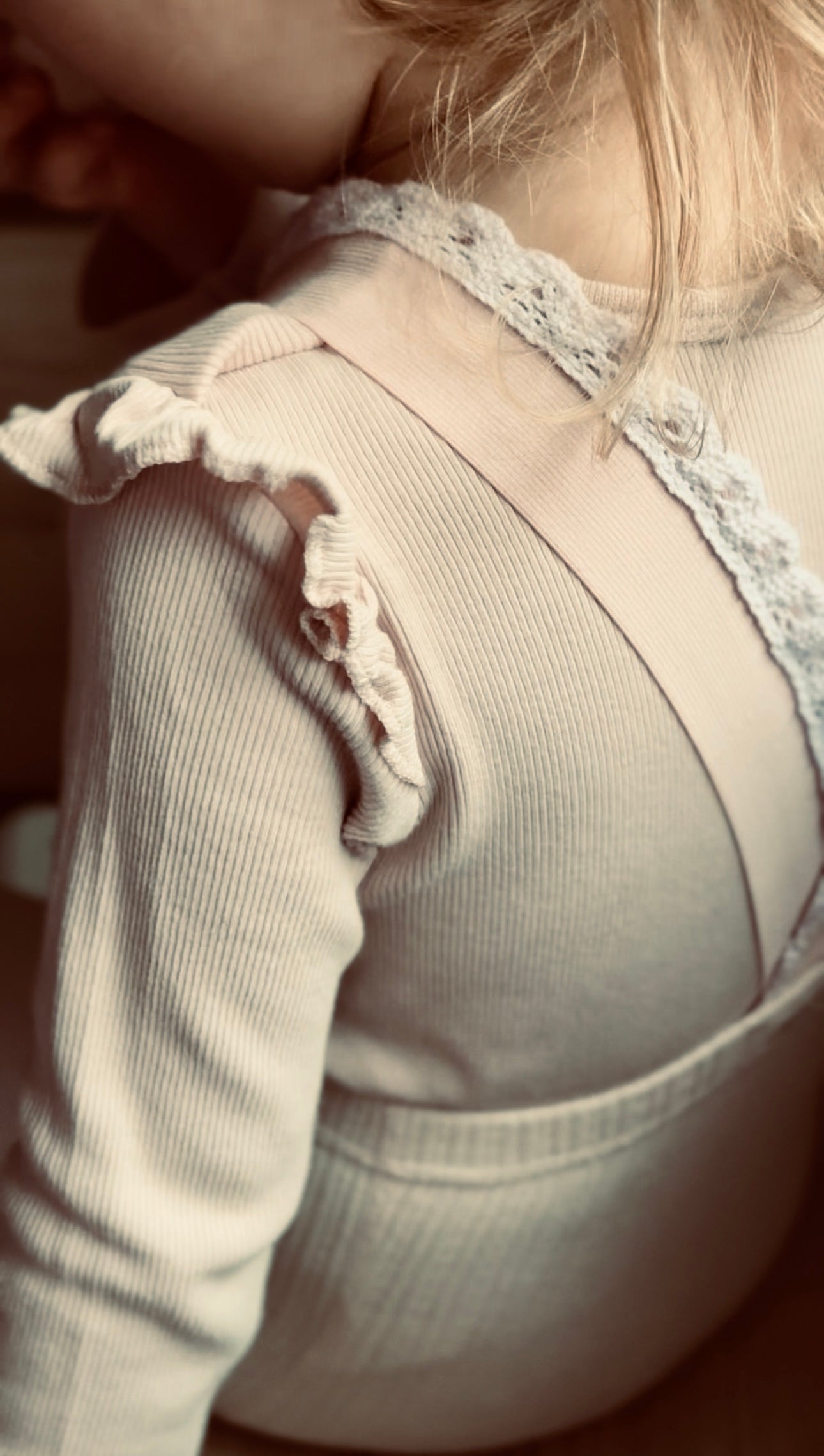 Knitted Baby Tights with Lace Suspenders - SOALSA