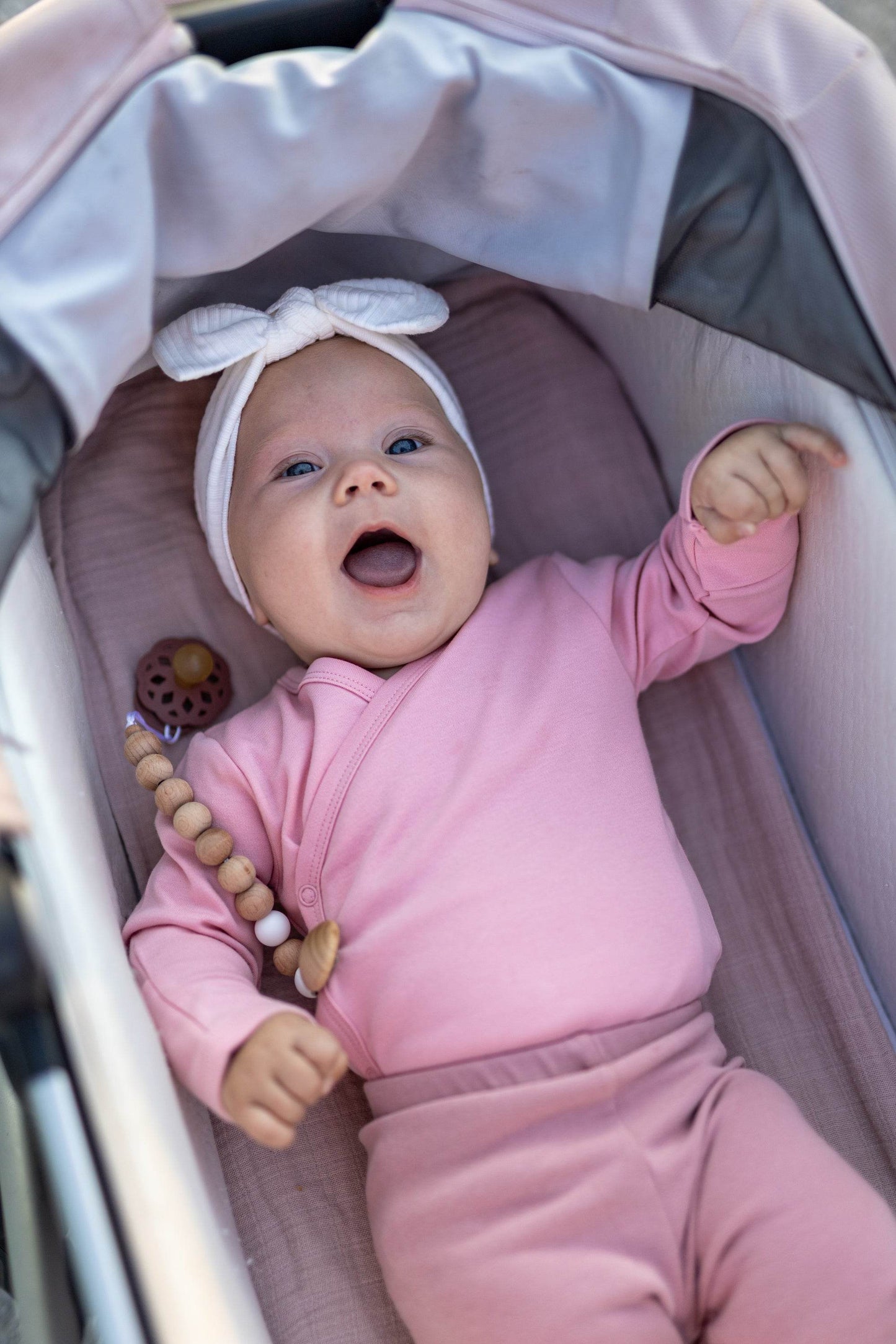 Natural Wooden & Silicone Pacifier Clip - SOALSA