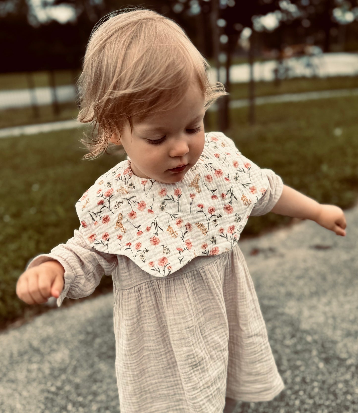 Organic Cotton Baby Bib – Soft & Stylish - SOALSA Kids - slinčki za dojenčke