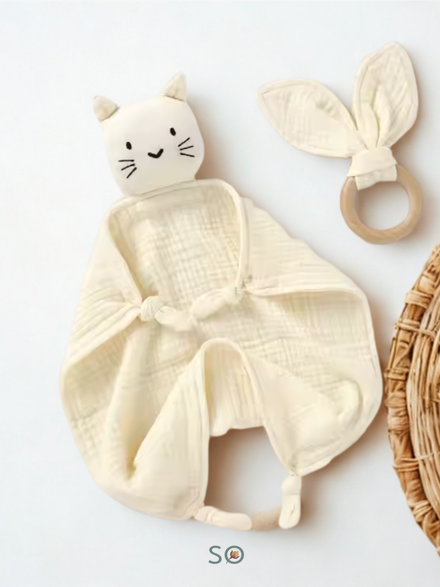 SOALSA gift set with soft cream cat lovey and bunny ear teething ring darilo ob rojstvu