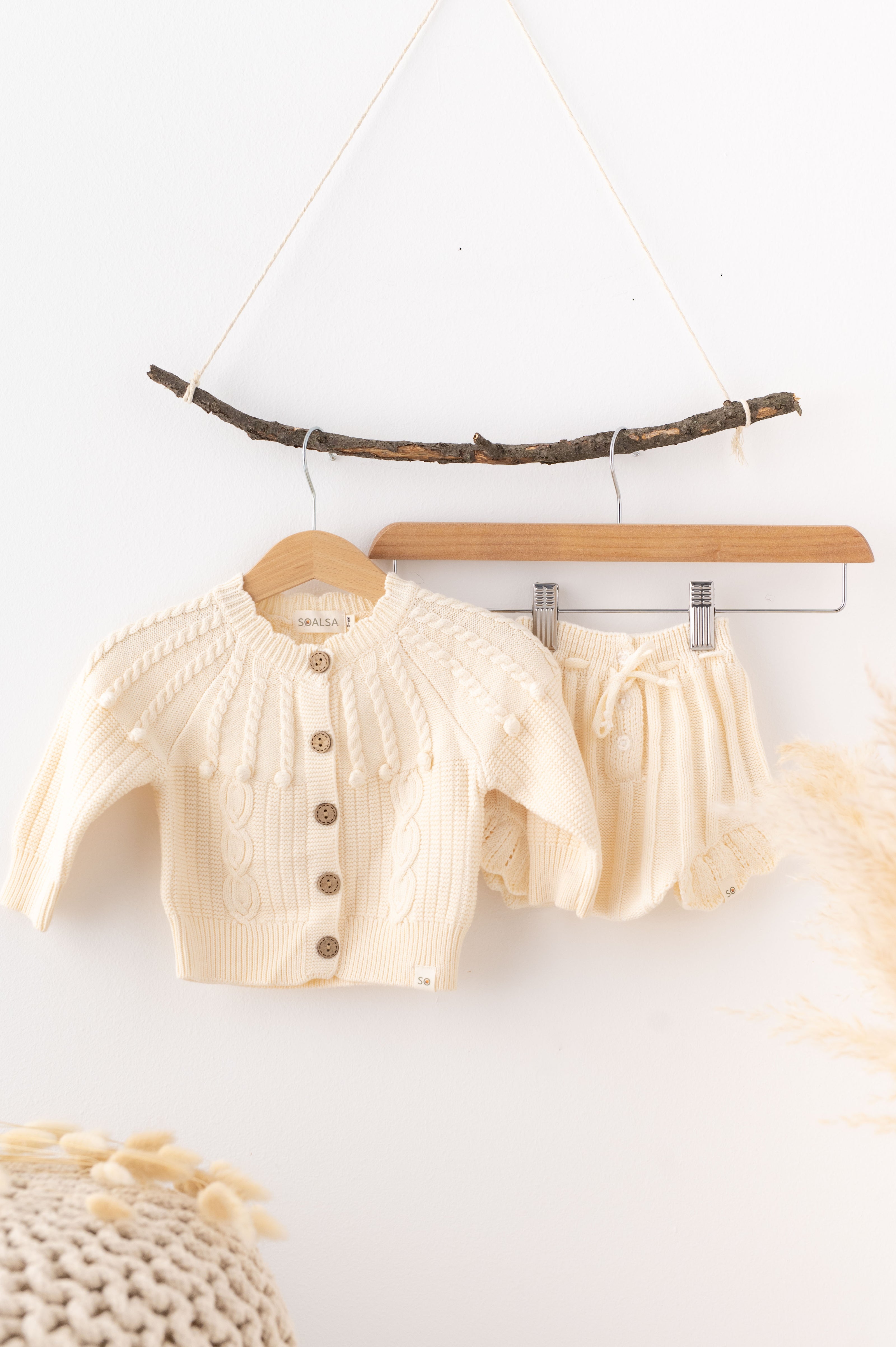 Knitted Snowy Bloomers Pants - SOALSA